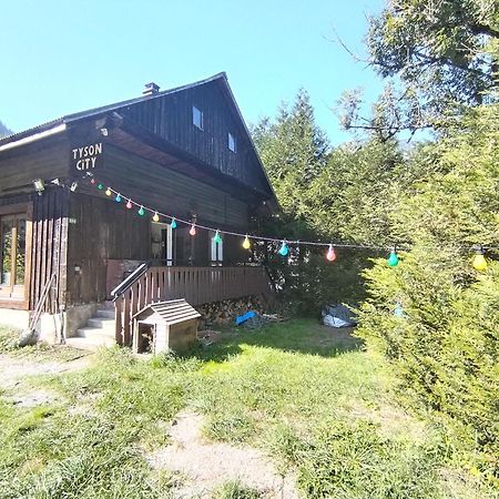 Chalet 8 Personnes + Grand Terrain Et Riviere Entremont Exteriér fotografie