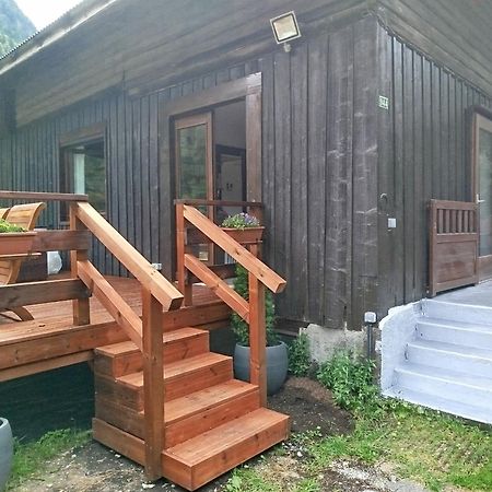 Chalet 8 Personnes + Grand Terrain Et Riviere Entremont Exteriér fotografie