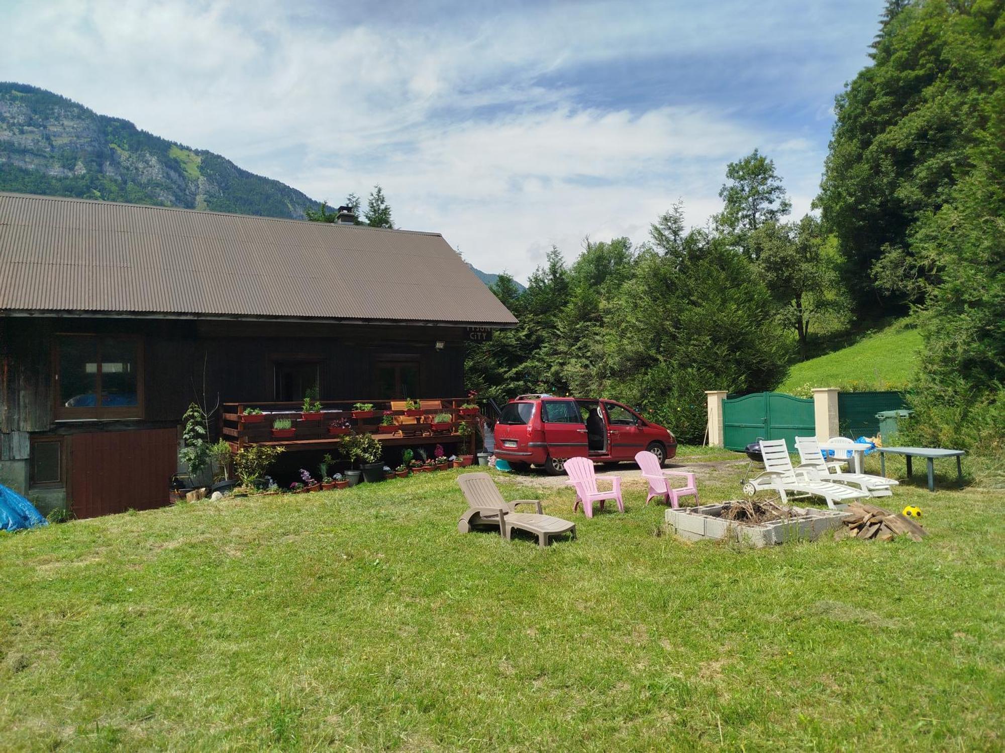 Chalet 8 Personnes + Grand Terrain Et Riviere Entremont Exteriér fotografie