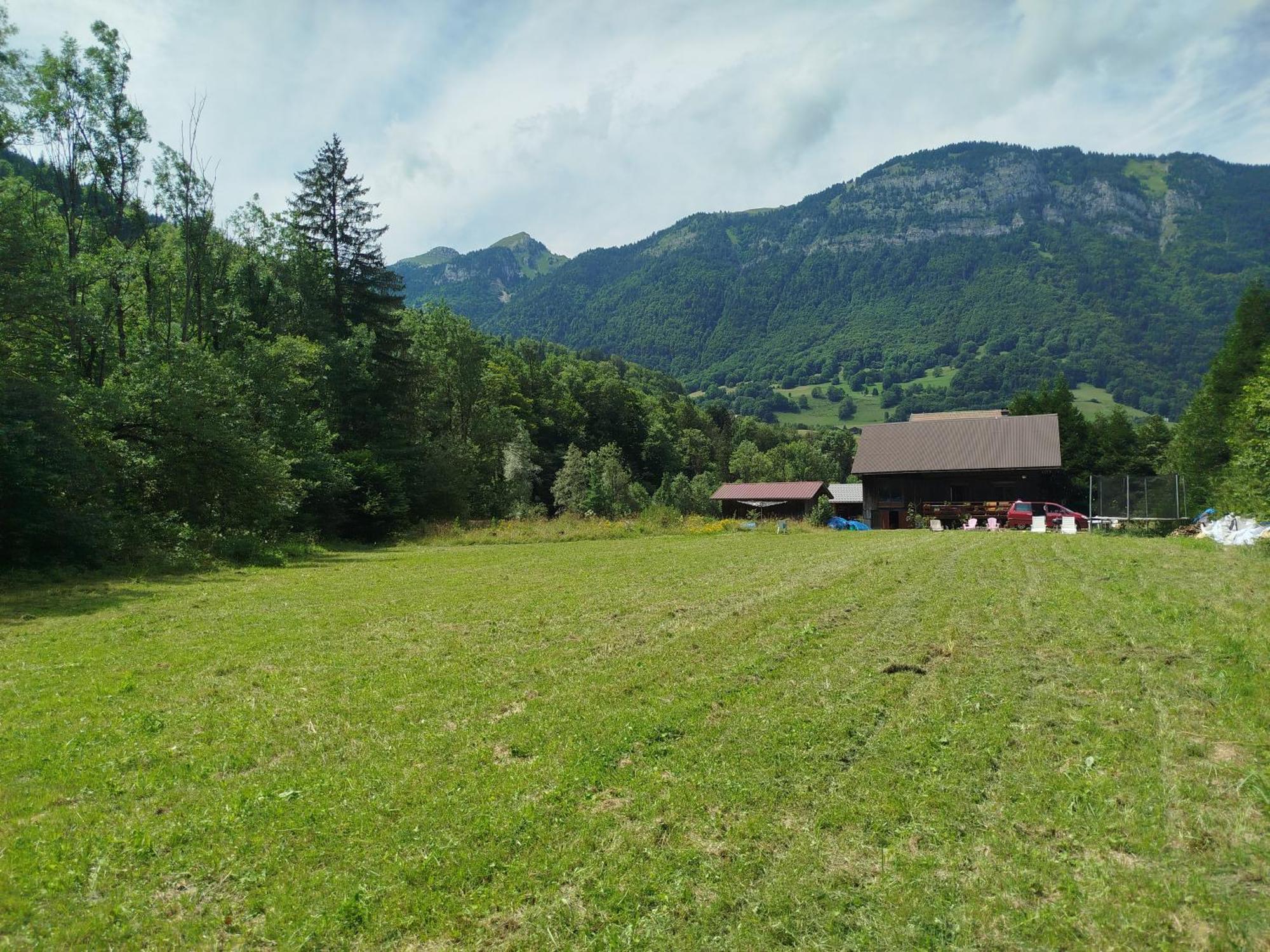Chalet 8 Personnes + Grand Terrain Et Riviere Entremont Exteriér fotografie